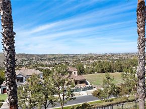 7 Broken Arrow, Ladera Ranch CA 92694