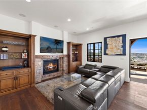 7 Broken Arrow, Ladera Ranch CA 92694