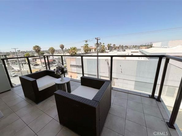 1598 Long Beach Blvd 412, Long Beach CA 90813