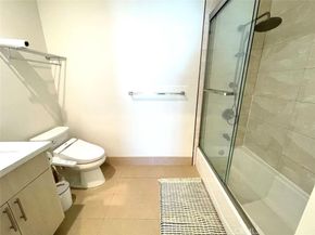 1598 Long Beach Blvd 412, Long Beach CA 90813