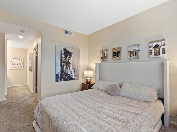 1703 Solvay Aisle 106, Irvine CA 92606