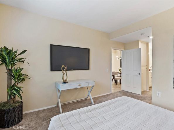1703 Solvay Aisle 106, Irvine CA 92606