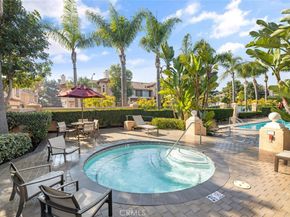 1703 Solvay Aisle 106, Irvine CA 92606
