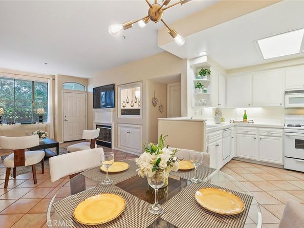 1703 Solvay Aisle 106, Irvine CA 92606