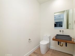 822 S Plymouth 4, Los Angeles CA 90005