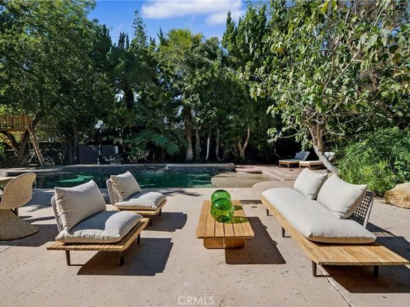 9701 Bothwell Road, Northridge CA 91324