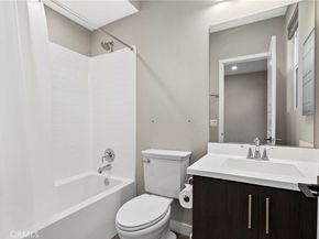 479 Marc Place C, Azusa CA 91702