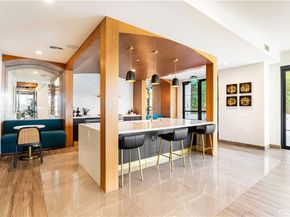 1333 S Orange Grove Avenue 111, Los Angeles CA 90019