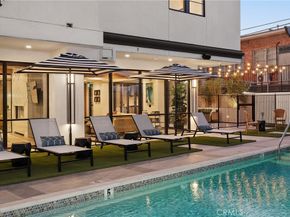 1333 S Orange Grove Avenue 111, Los Angeles CA 90019