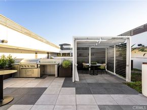 1333 S Orange Grove Avenue 111, Los Angeles CA 90019