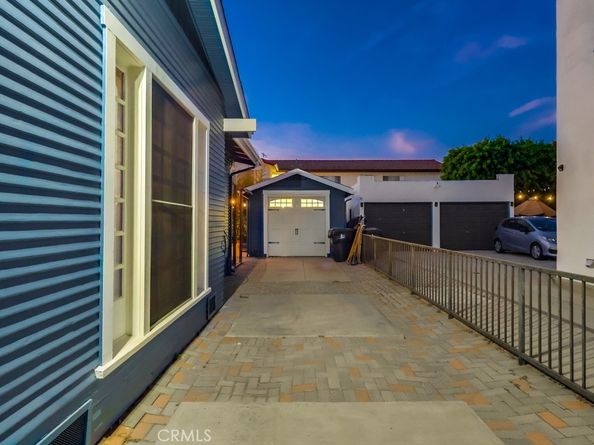 2815 E 5th Street, Long Beach CA 90814