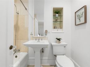 315 W 3rd Street 301, Long Beach CA 90802