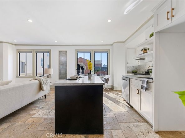 315 W 3rd Street 301, Long Beach CA 90802