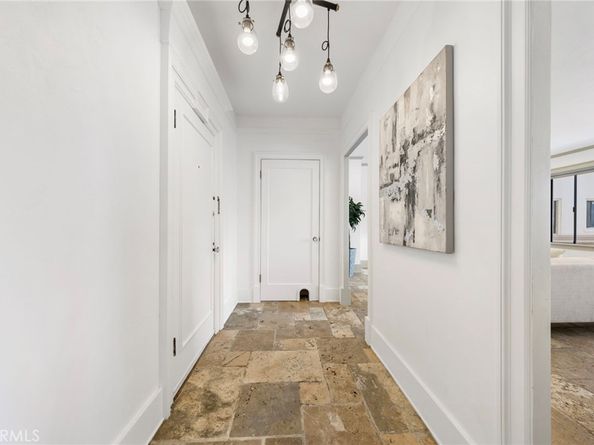 315 W 3rd Street 301, Long Beach CA 90802