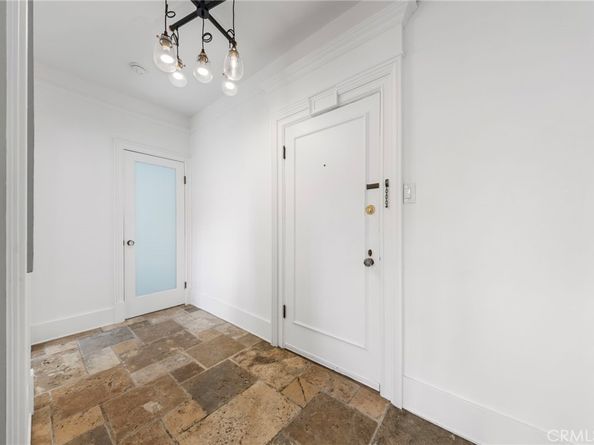 315 W 3rd Street 301, Long Beach CA 90802