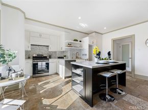 315 W 3rd Street 301, Long Beach CA 90802