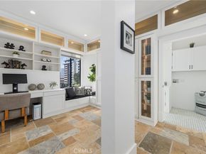 315 W 3rd Street 301, Long Beach CA 90802