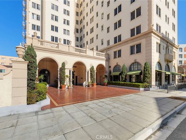 315 W 3rd Street 301, Long Beach CA 90802