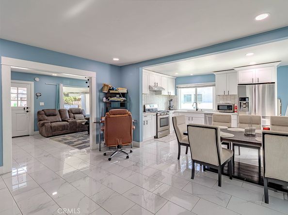 1130 W Chestnut, Santa Ana CA 92703