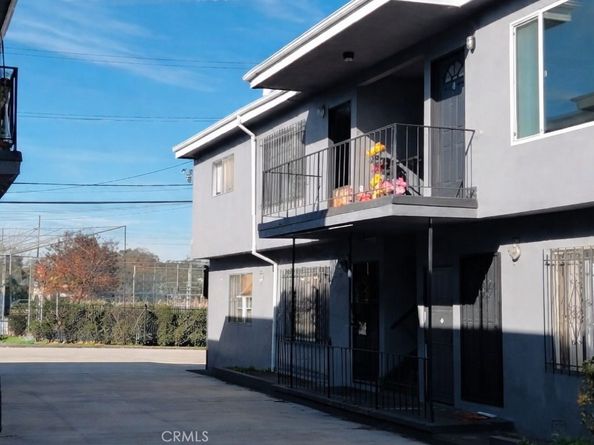 2710 Queen, Los Angeles CA 90039