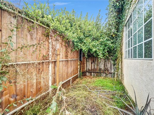 1425 Park, Long Beach CA 90804