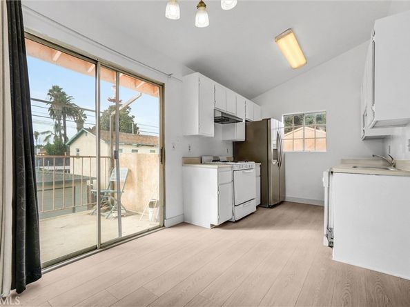 1425 Park, Long Beach CA 90804