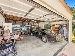 10162 La Sierra, North Tustin CA 92705