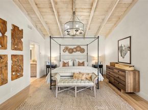 10162 La Sierra, North Tustin CA 92705