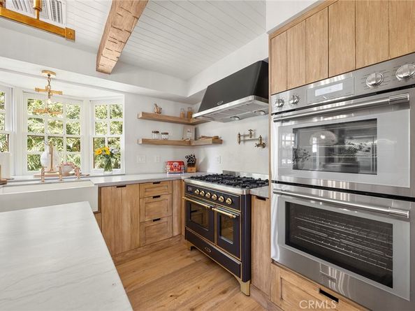 10162 La Sierra, North Tustin CA 92705