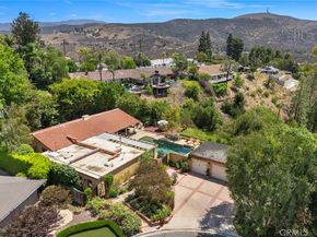 10162 La Sierra, North Tustin CA 92705