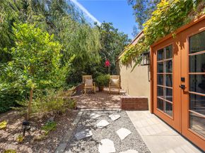 10162 La Sierra, North Tustin CA 92705