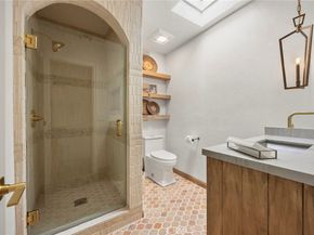 10162 La Sierra, North Tustin CA 92705