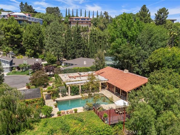 10162 La Sierra, North Tustin CA 92705