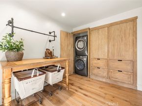 10162 La Sierra, North Tustin CA 92705