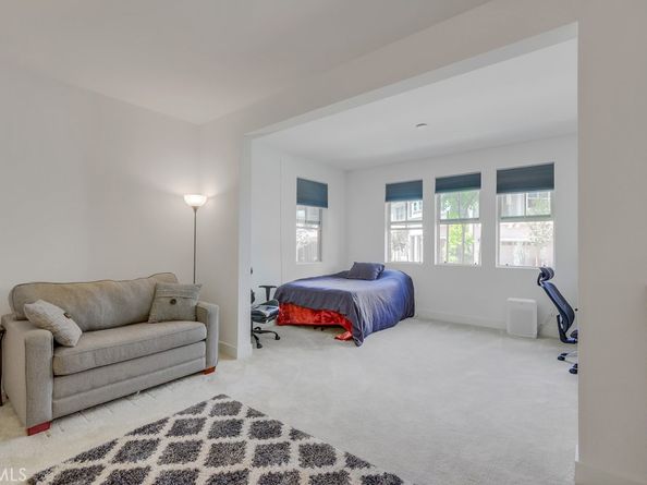 104 Alder Ridge, Lake Forest CA 92610