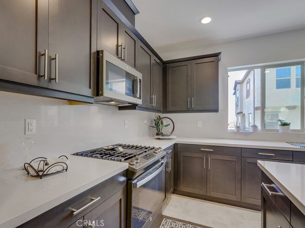 104 Alder Ridge, Lake Forest CA 92610