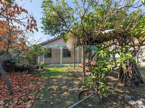 2346 Hayes Avenue, Long Beach CA 90810