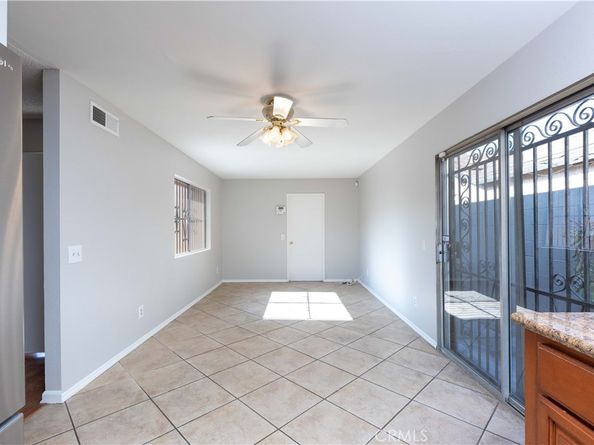 2346 Hayes Avenue, Long Beach CA 90810