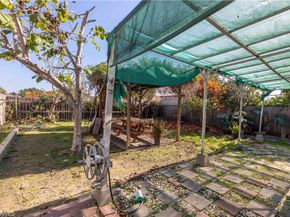 2346 Hayes Avenue, Long Beach CA 90810