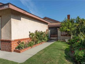 2346 Hayes Avenue, Long Beach CA 90810