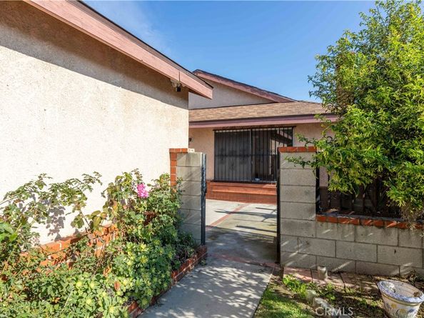 2346 Hayes Avenue, Long Beach CA 90810