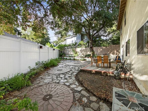 2629 Altura Avenue, La Crescenta CA 91214