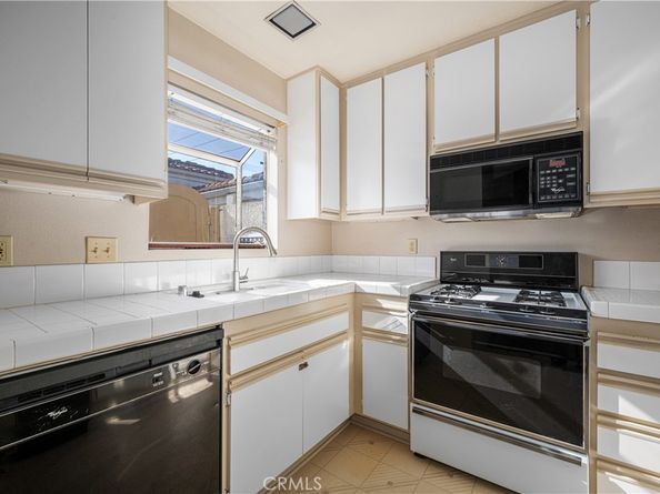 3605 E Anaheim 407, Long Beach CA 90804