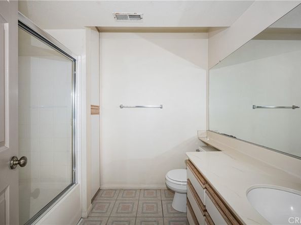 3605 E Anaheim 407, Long Beach CA 90804