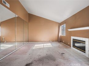 3605 E Anaheim 407, Long Beach CA 90804