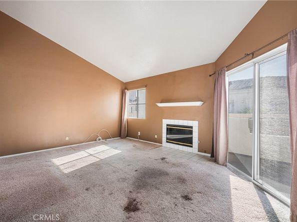 3605 E Anaheim 407, Long Beach CA 90804