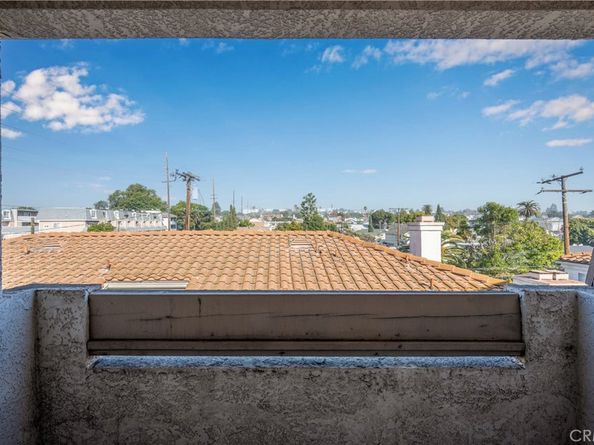 3605 E Anaheim 407, Long Beach CA 90804