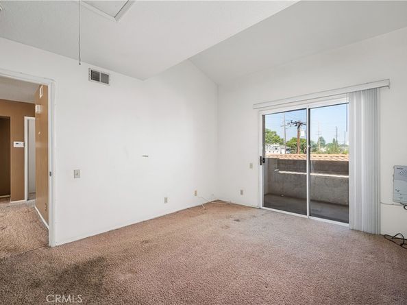 3605 E Anaheim 407, Long Beach CA 90804