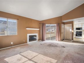 3605 E Anaheim 407, Long Beach CA 90804