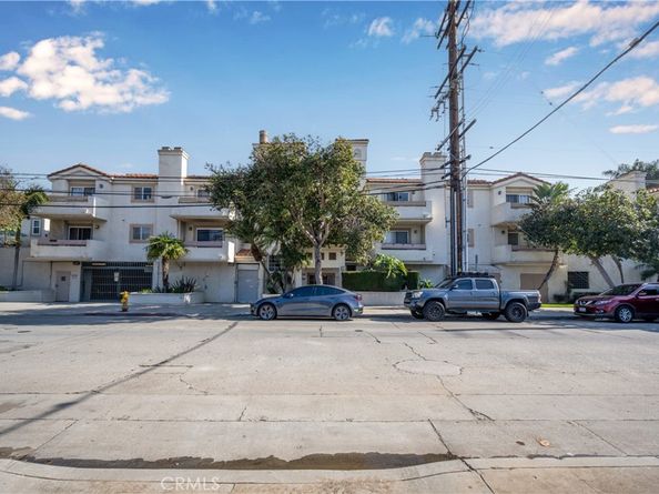 3605 E Anaheim 407, Long Beach CA 90804